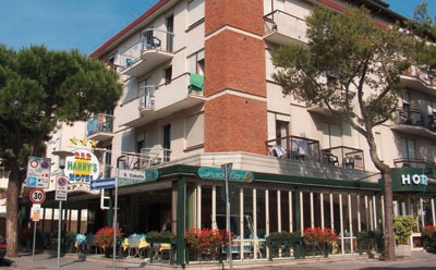 italy cheap holidays - Hotel Harrys