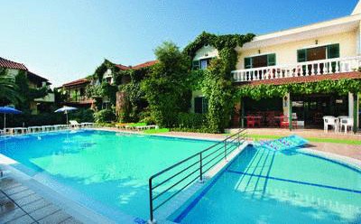 Book bargain holidays to moraitika - Mayflower Apartments