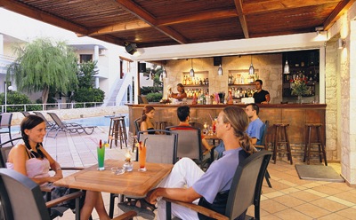 Family holidays in aghia marina - Elotis Suites