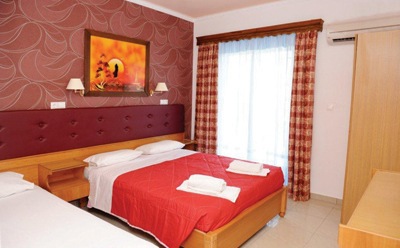 Book bargain holidays to nidri - Cosmopol Studios