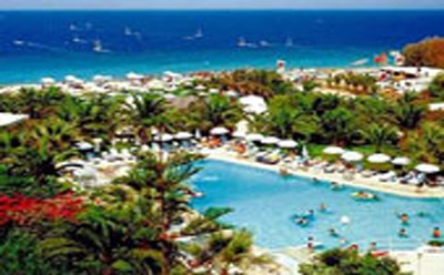 Book bargain holidays to trianta - Blue Horizon Beach Hotel