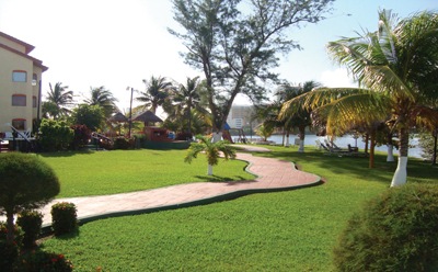 Book bargain holidays to Mexico - Cancun Clipper Club